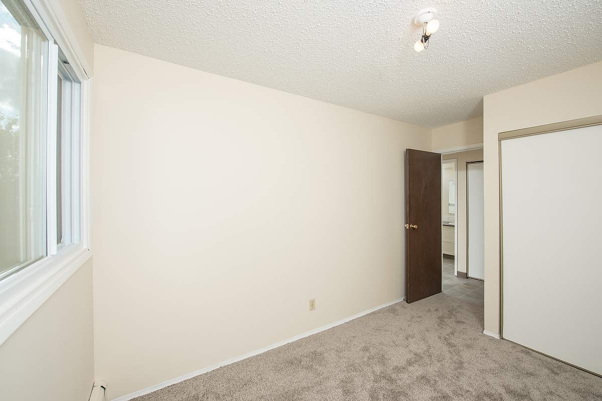 13660 38 Street, Edmonton, AB, T5A 3T5 - 8
