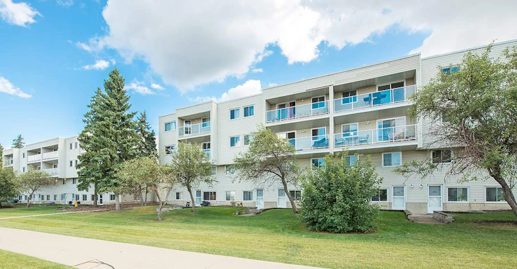 13660 38 Street, Edmonton, AB, T5A 3T5 - 2