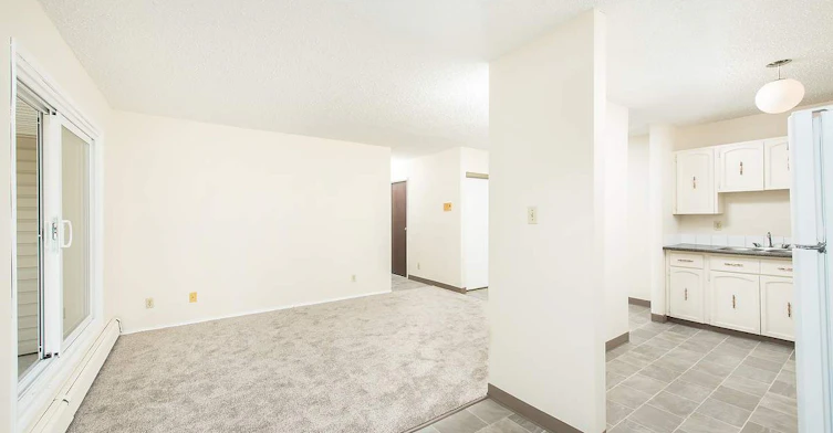13660 38 Street, Edmonton, AB, T5A 3T5 - 3