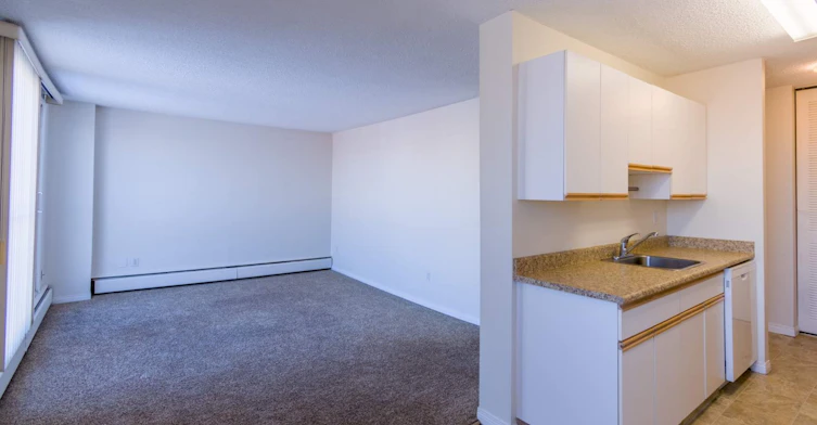 01 - 206-11212 102 Avenue NW, Edmonton, AB, T5K 0P4 - 4