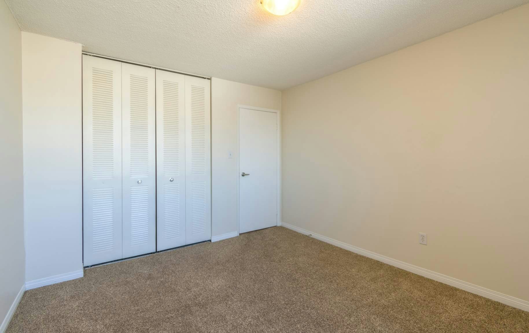 01 - 201-11212 102 Avenue NW, Edmonton, AB, T5K 0P4 - 10