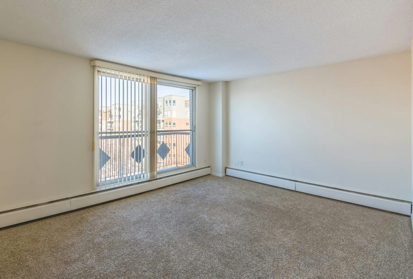 01 - 201-11212 102 Avenue NW, Edmonton, AB, T5K 0P4 - 5