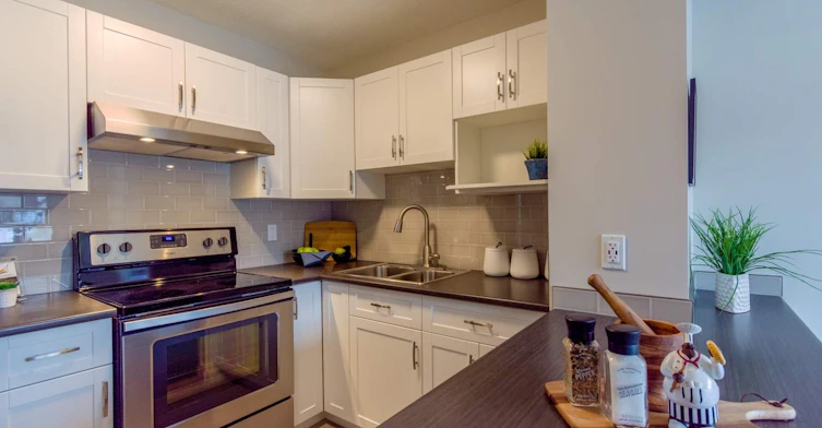 01 - 212-231A Creston Place, Edmonton, AB, T5A 1X4 - 3