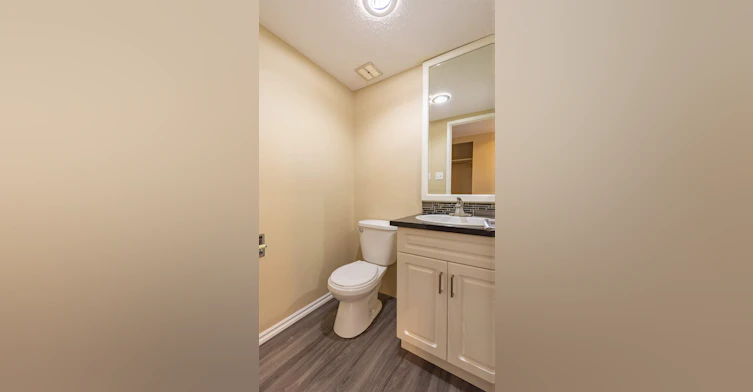 02 - 3516-3529 78 Street, Edmonton, AB, T6K 0E1 - 6