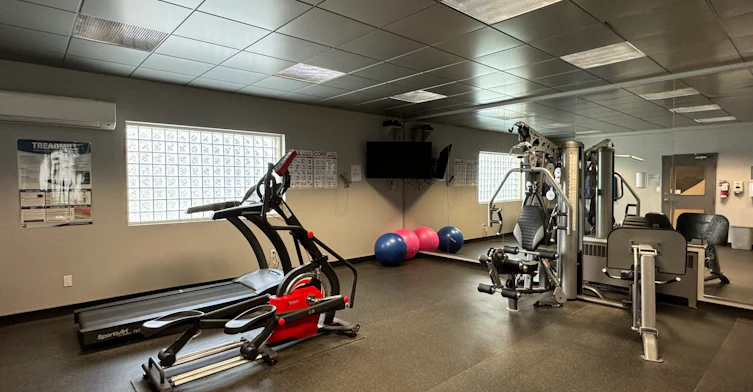 01 - 607-9837 110 Street NW, Edmonton, AB, T5K 2L8 - 28