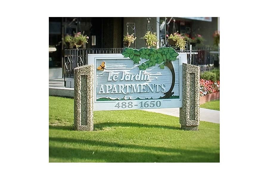 01 - 1009-9837 110 Street NW, Edmonton, AB, T5K 2L8 - 34