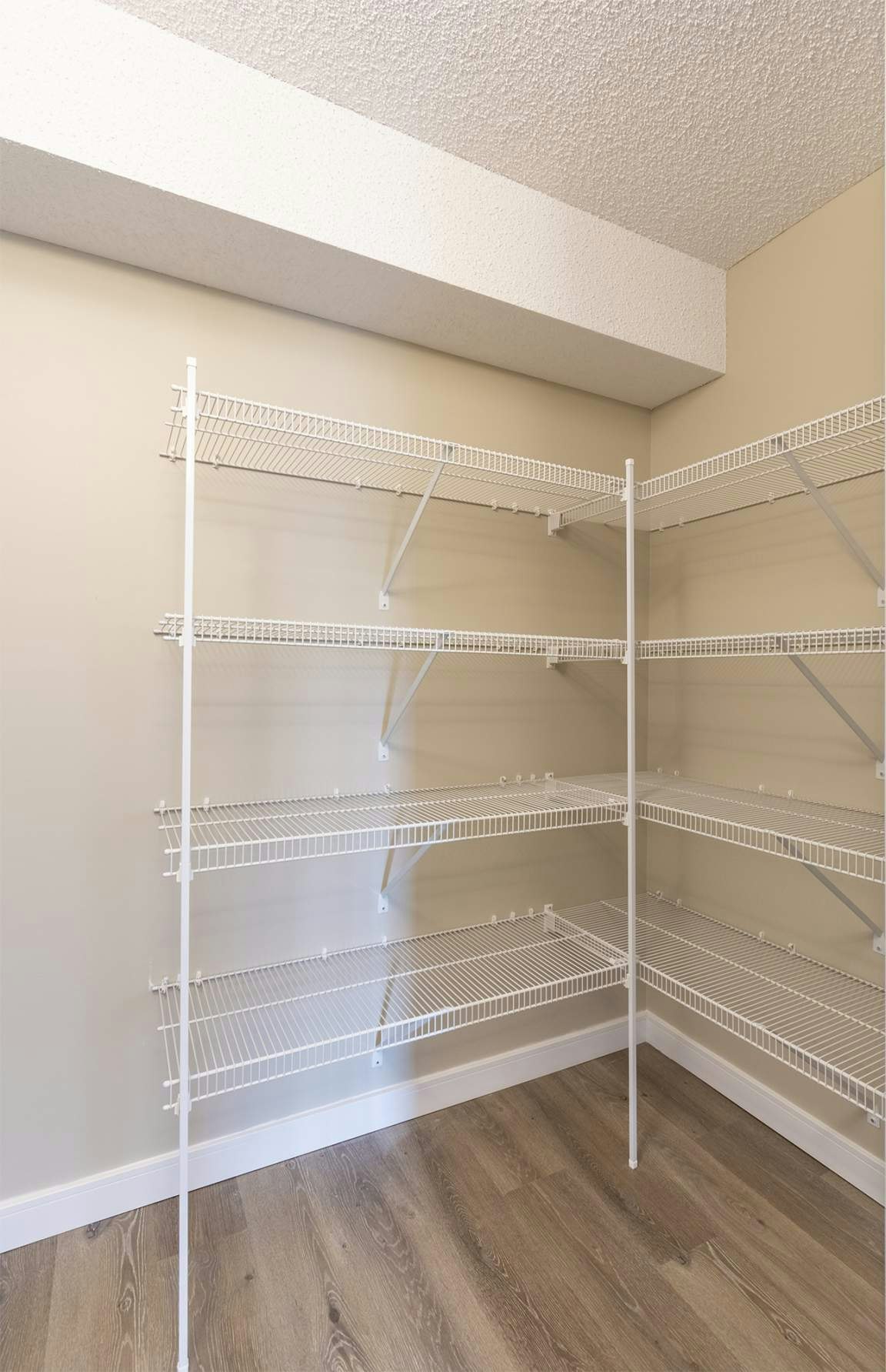 01 - 1001-9837 110 Street NW, Edmonton, AB, T5K 2L8 - 25