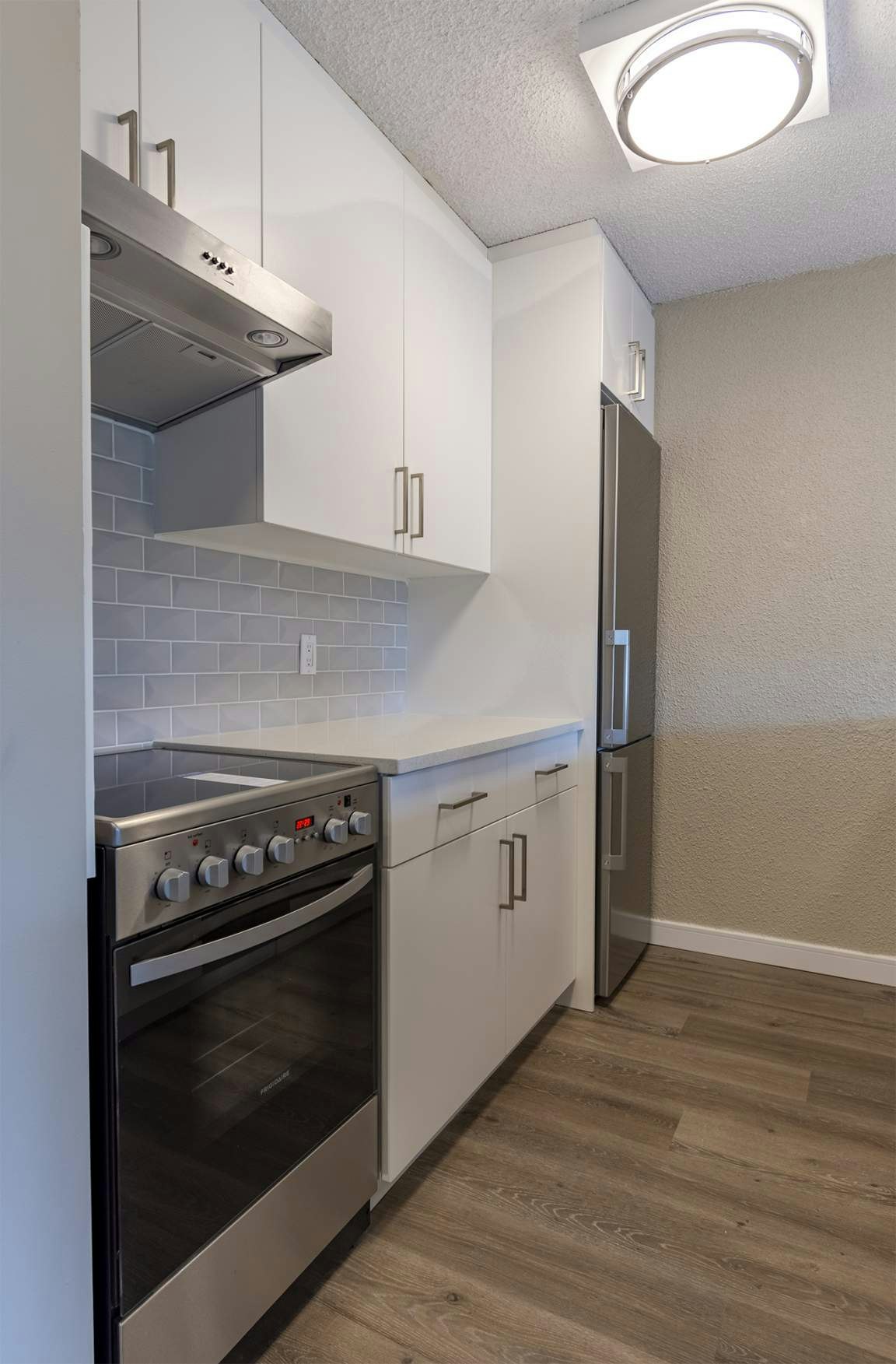 01 - 1001-9837 110 Street NW, Edmonton, AB, T5K 2L8 - 7