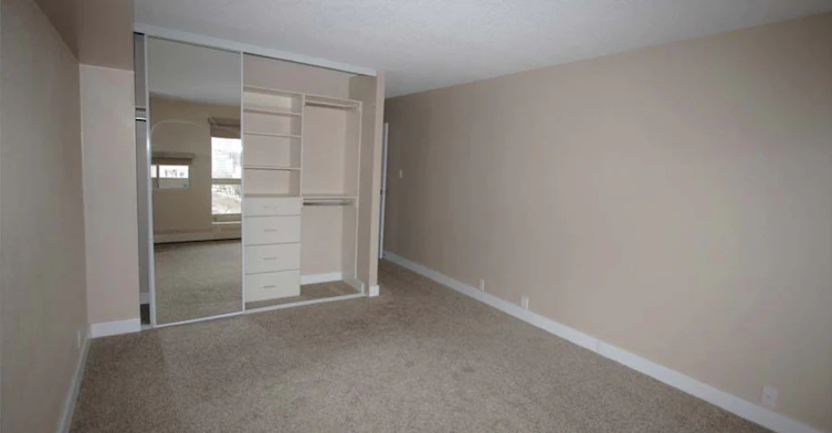 9837 110 Street, Edmonton, AB, T5K 2L8 - 18
