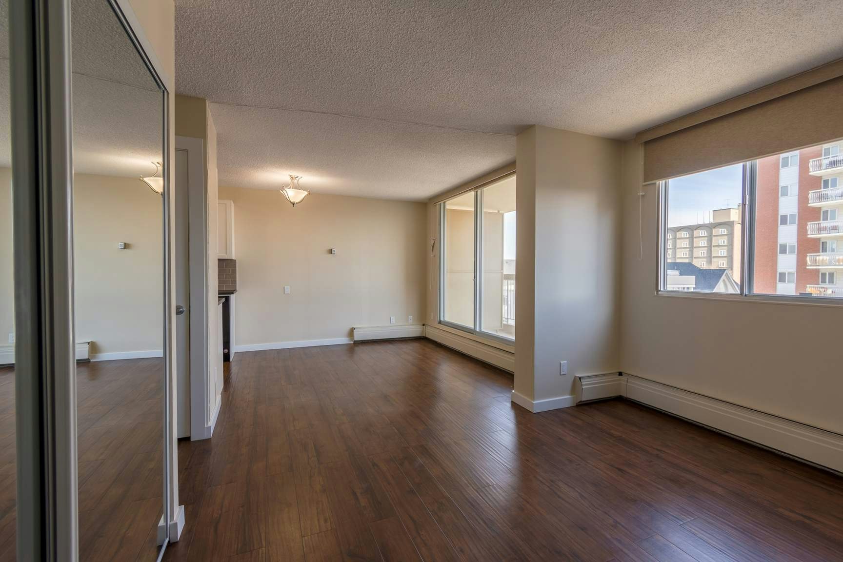 01 - 0801-10159 118 Street NW, Edmonton, AB, T5K 2K1 - 18