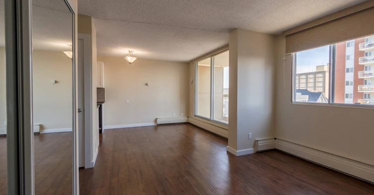 01 - 0801-10159 118 Street NW, Edmonton, AB, T5K 2K1 - 18
