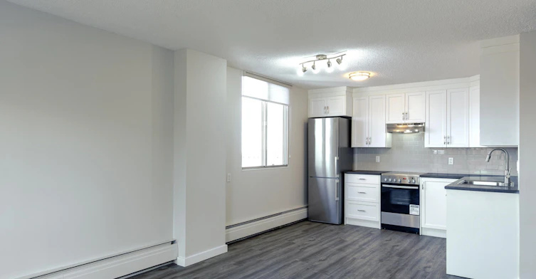 01 - 0801-10159 118 Street NW, Edmonton, AB, T5K 2K1 - 7