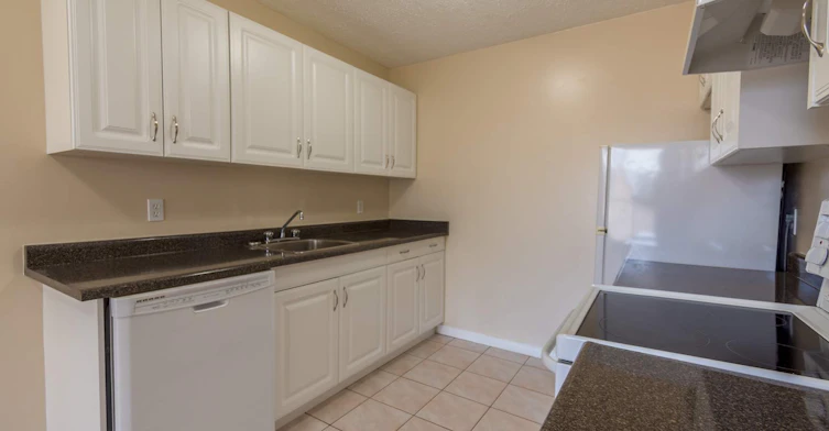 01 - 0801-10159 118 Street NW, Edmonton, AB, T5K 2K1 - 15