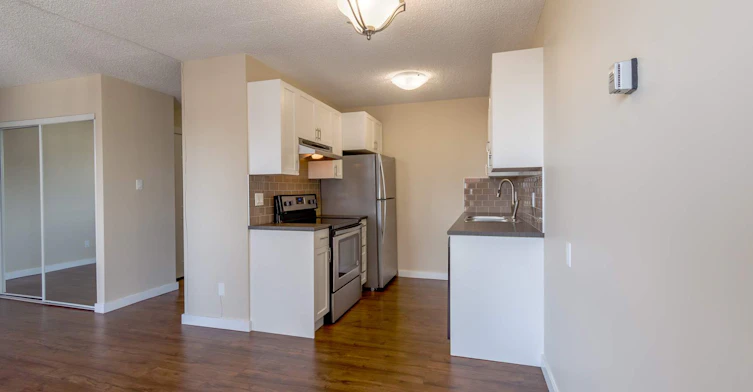 10159 118 Street, Edmonton, AB, T5K 2K1 - 4
