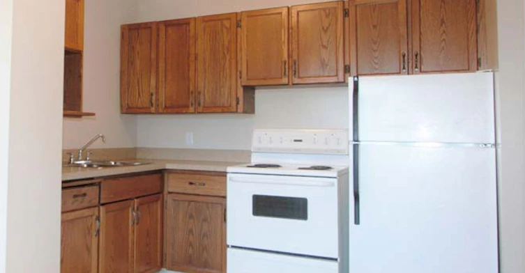 3110 47 Avenue, Red Deer, AB, T4N 3P2 - 4