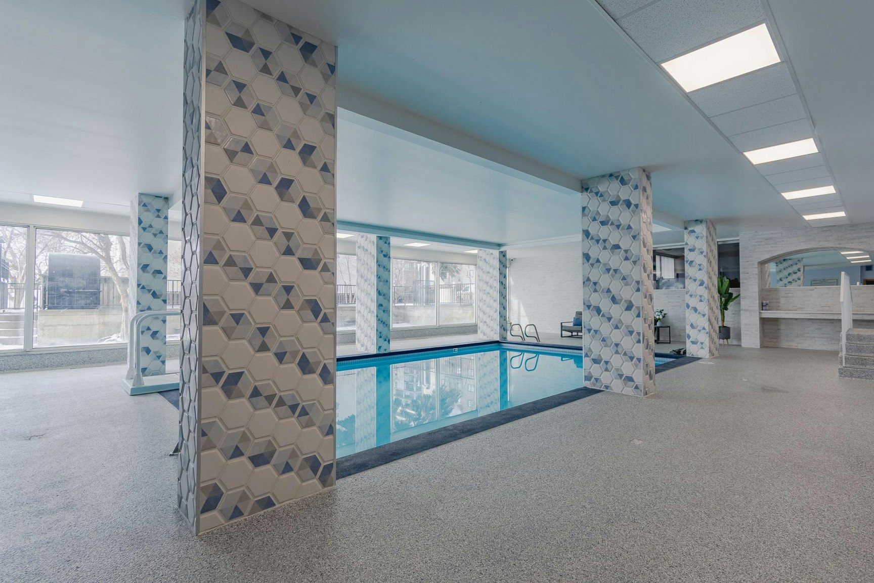 01 - 1605-11808 100 Avenue NW, Edmonton, AB, T5K 0K4 - 4