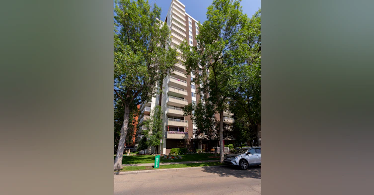 01 - 1605-11808 100 Avenue NW, Edmonton, AB, T5K 0K4 - 7
