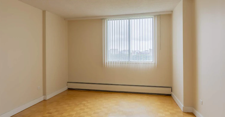 11808 100th Avenue, Edmonton, AB, T5K 0K4 - 5
