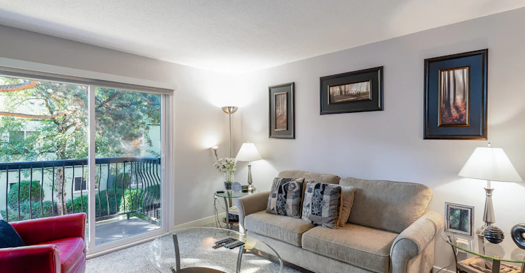 01 - 120-10100 No. 3 Road, Richmond, BC, V7A 1W5 - 3