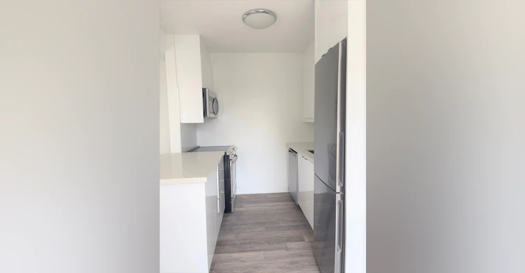 2 Basking Ridge, Toronto, ON, M8Y 1Y4 - 3