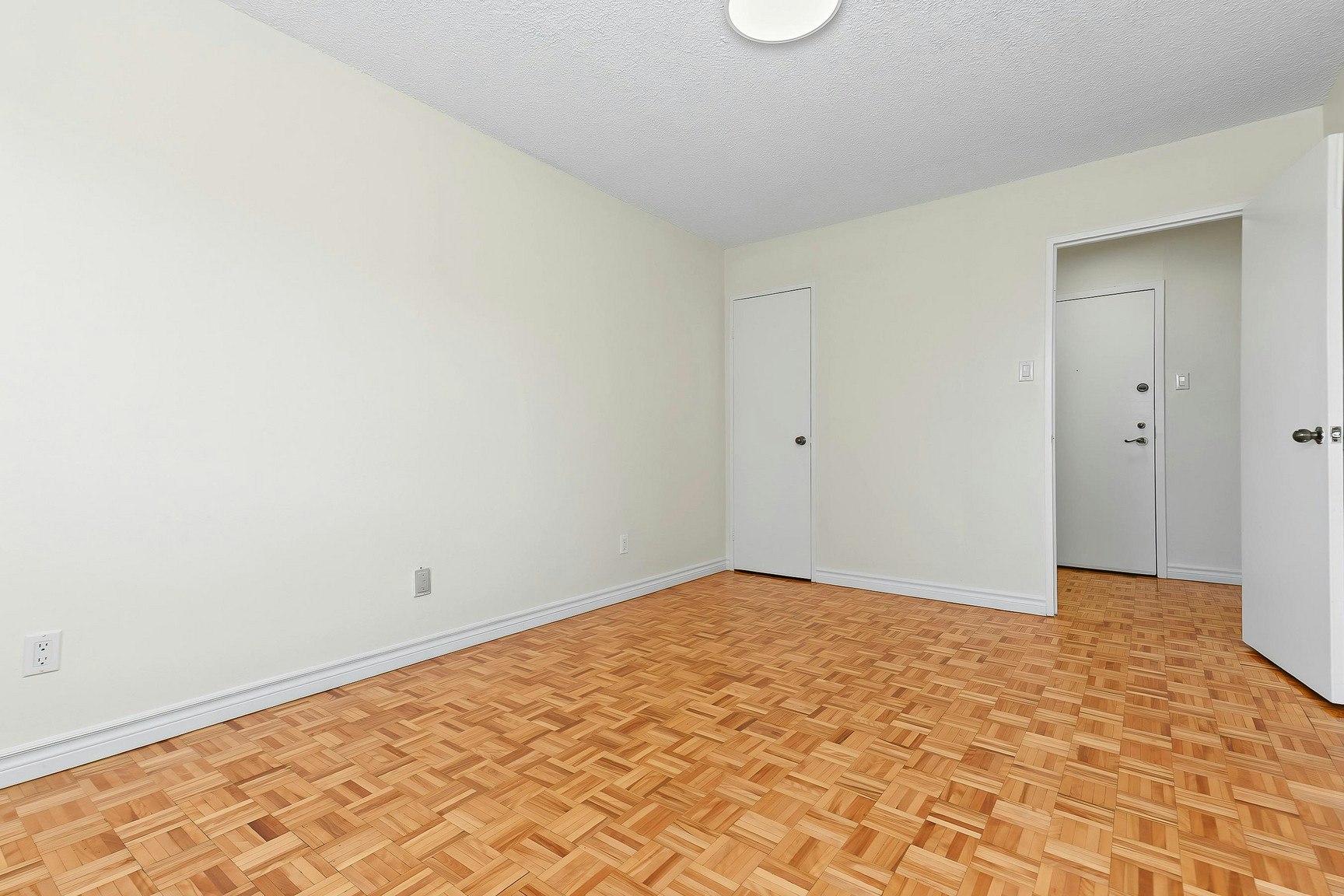 301-5450 Queen Mary Chemin, Montréal, QC, H3X 3V3 - 12