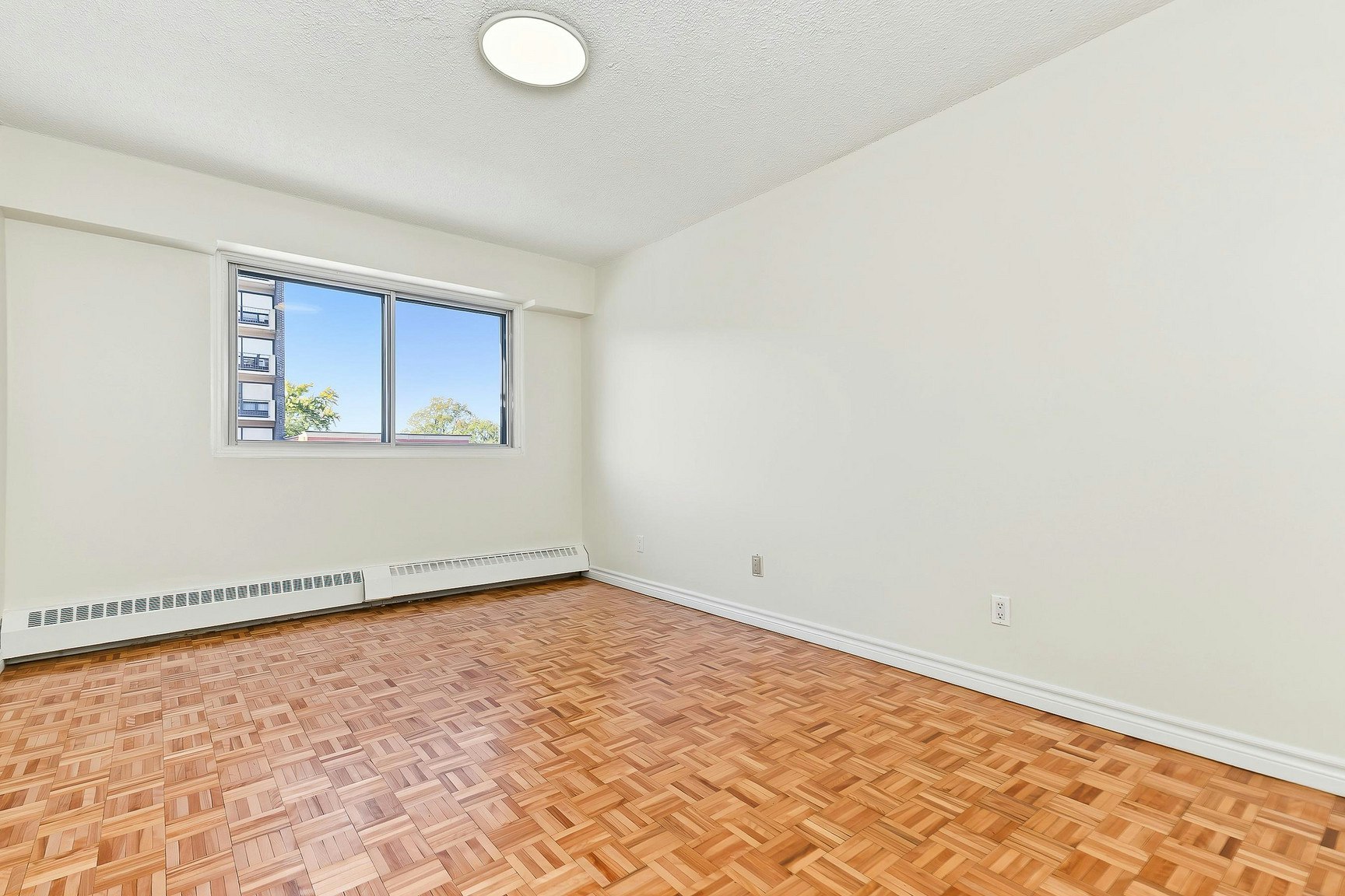 301-5450 Queen Mary Chemin, Montréal, QC, H3X 3V3 - 10