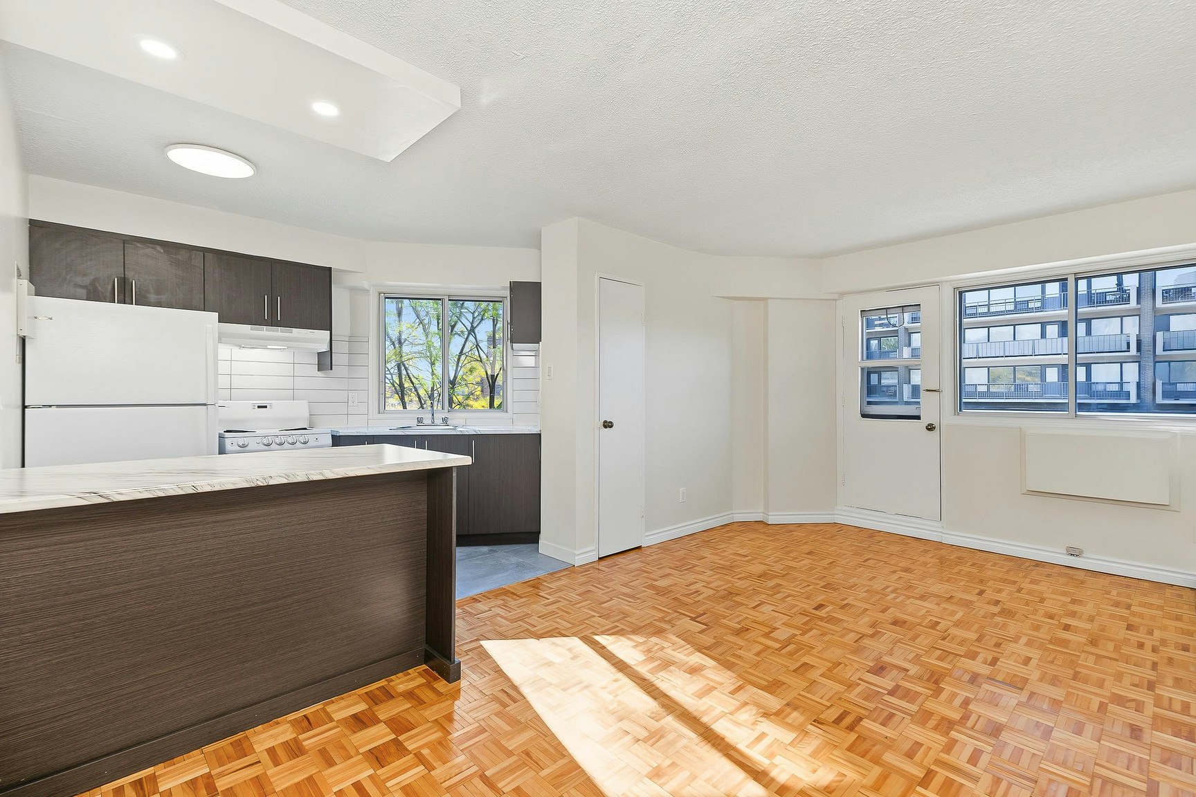 301-5450 Queen Mary Chemin, Montréal, QC, H3X 3V3 - 6