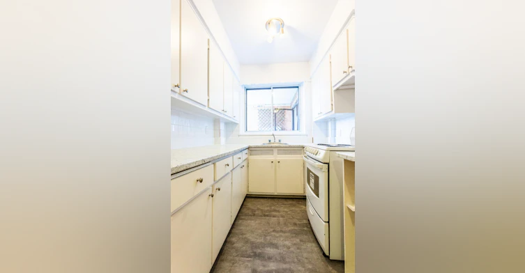 401D-6920 Fielding, Montréal, QC, H4V 1P5 - 5
