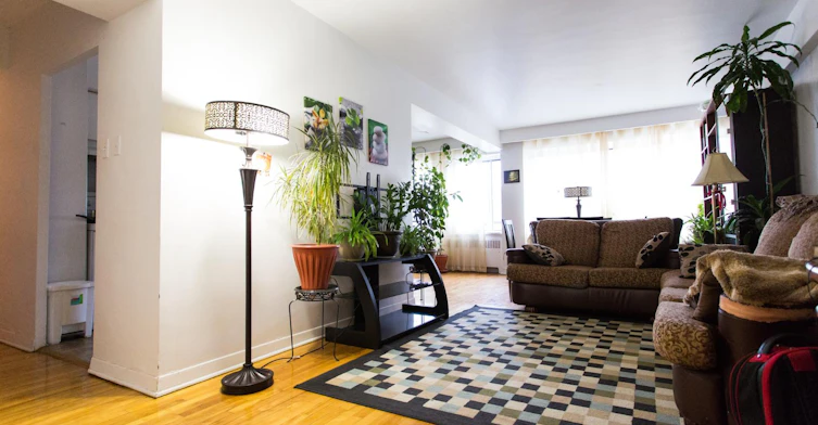 202E-6920 Fielding, Montréal, QC, H4V 1P5