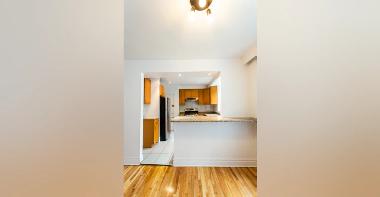 209A-6001 De La Côte Saint Luc Chemin, Montréal, QC, H3X 2G4 - 5