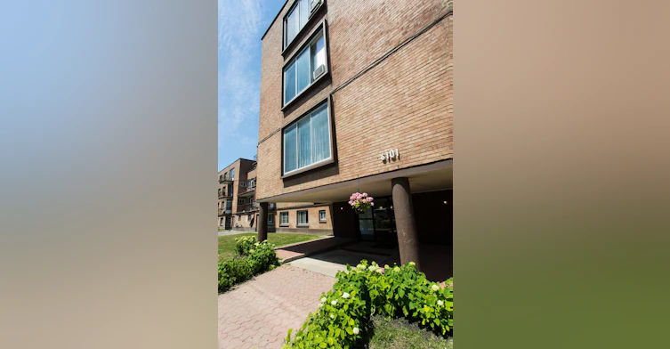 306B-6001 De La Côte Saint Luc Chemin, Montréal, QC, H3X 2G4 - 8