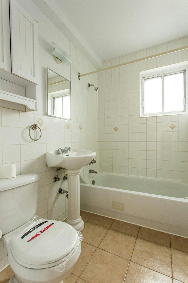 309A-6001 De La Côte Saint Luc Chemin, Montréal, QC, H3X 2G4 - 5