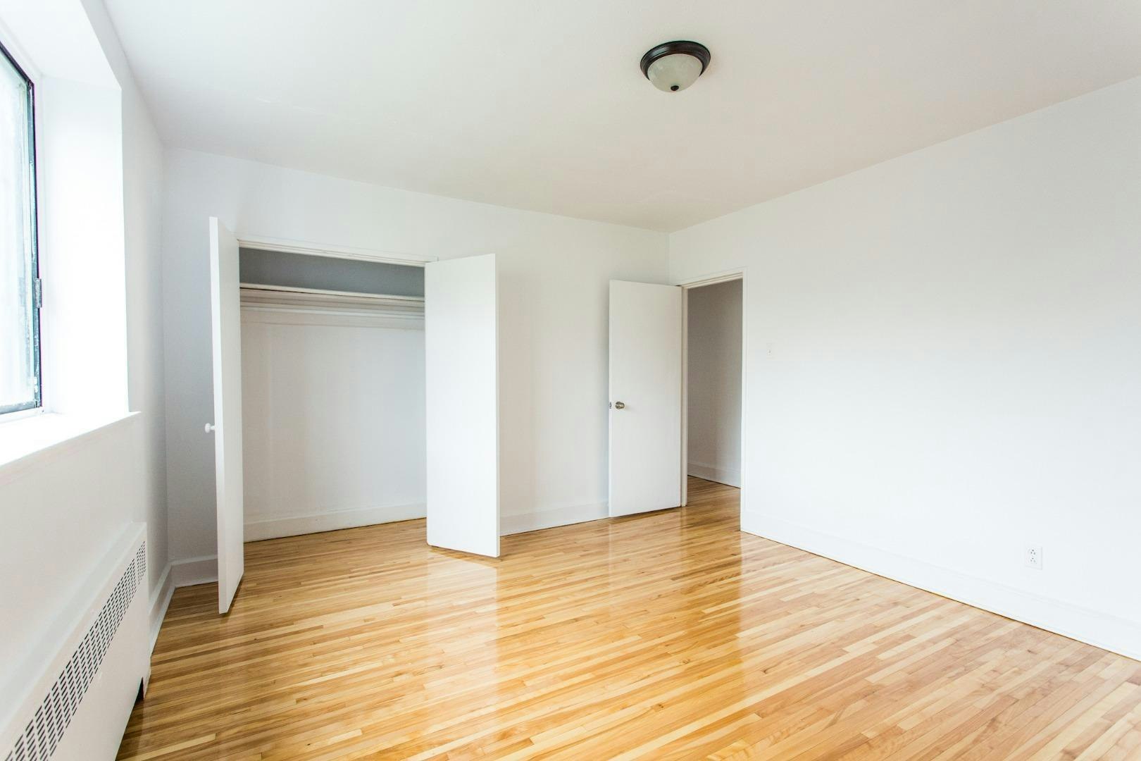 309A-6001 De La Côte Saint Luc Chemin, Montréal, QC, H3X 2G4 - 3
