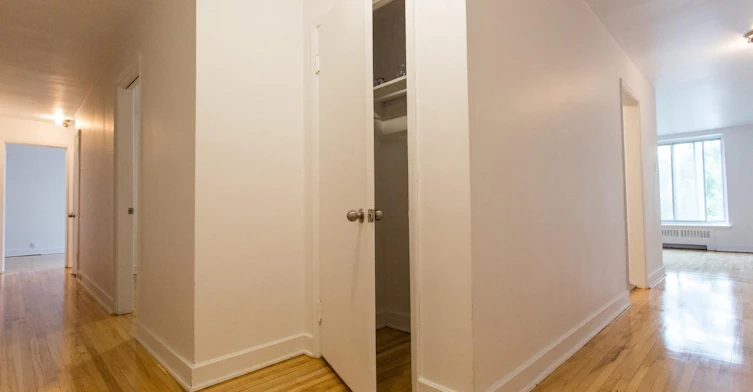 315C-6001 De La Côte Saint Luc Chemin, Hampstead, QC, H3X 2G4