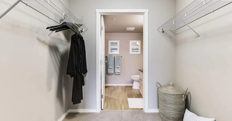 1701 Horizons Way, Regina, SK, S4Y 0G5 - 9