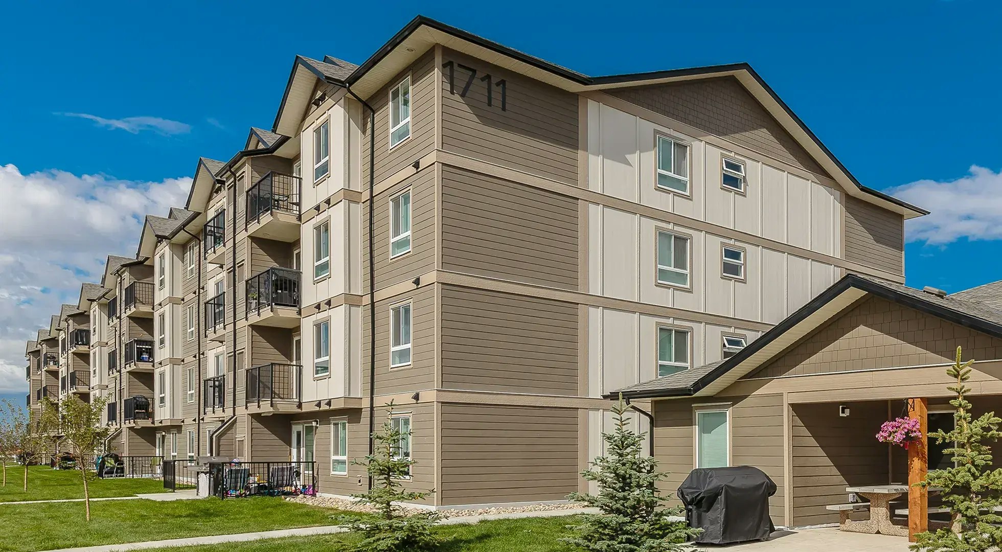 1701 Horizons Way, Regina, SK, S4Y 0G5 - 3