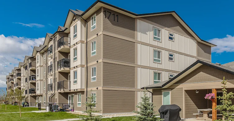 1701 Horizons Way, Regina, SK, S4Y 0G5 - 3