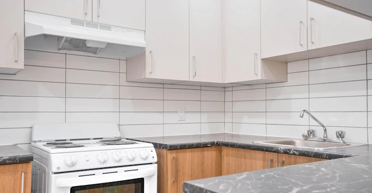11-2415 Madison Avenue, Montréal, QC, H4B 2T5 - 17