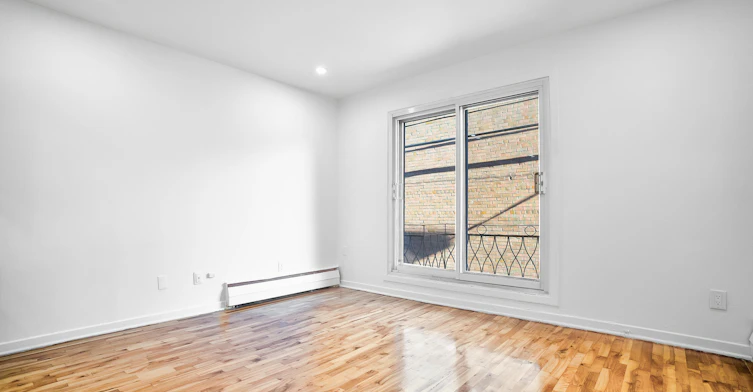 11-2415 Madison Avenue, Montréal, QC, H4B 2T5 - 11