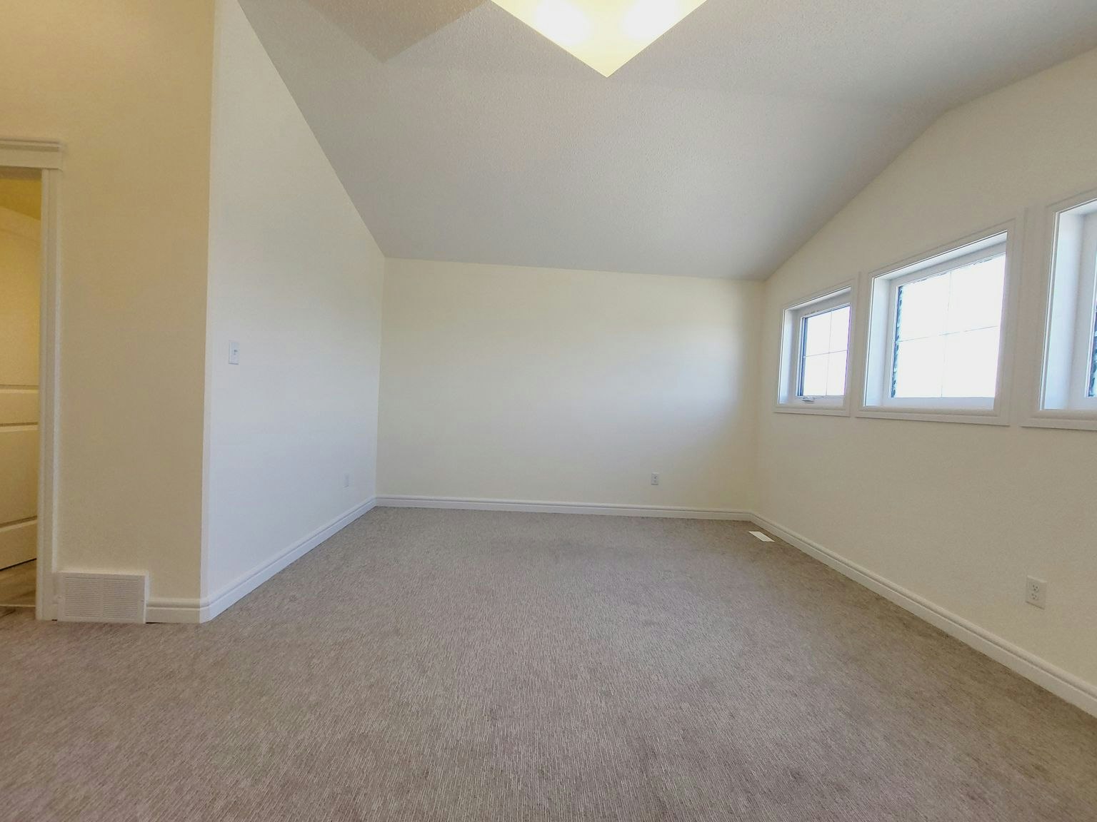 230 Hawks Ridge Boulevard NW, Edmonton, AB, T5S 2B6 - 10