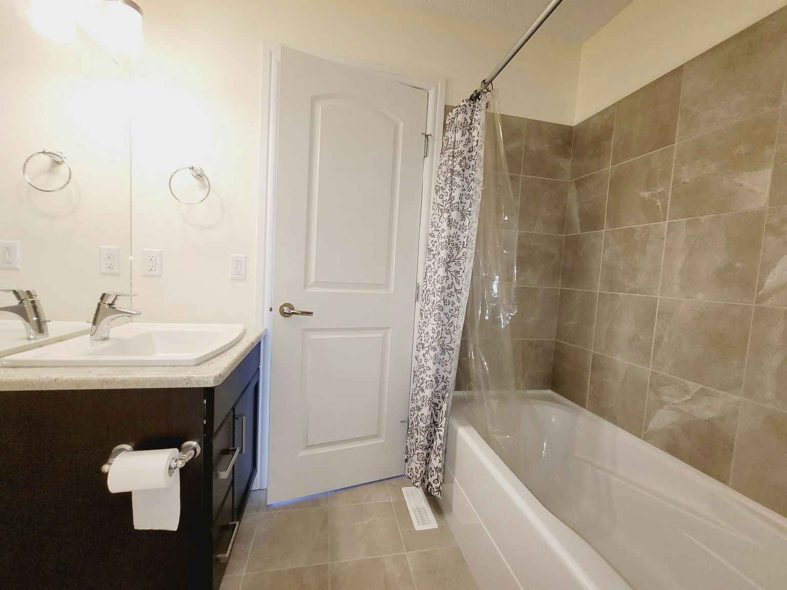 230 Hawks Ridge Boulevard NW, Edmonton, AB, T5S 2B6 - 13