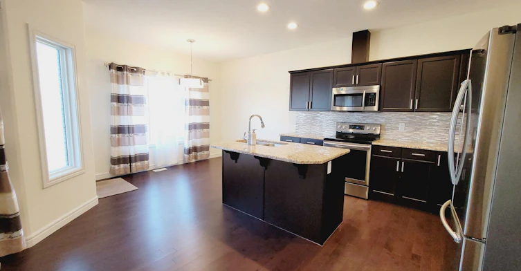 230 Hawks Ridge Boulevard NW, Edmonton, AB, T5S 2B6