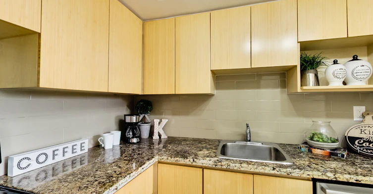 1105-625 Roselawn Avenue, Toronto, ON, M5N 1K7 - 29