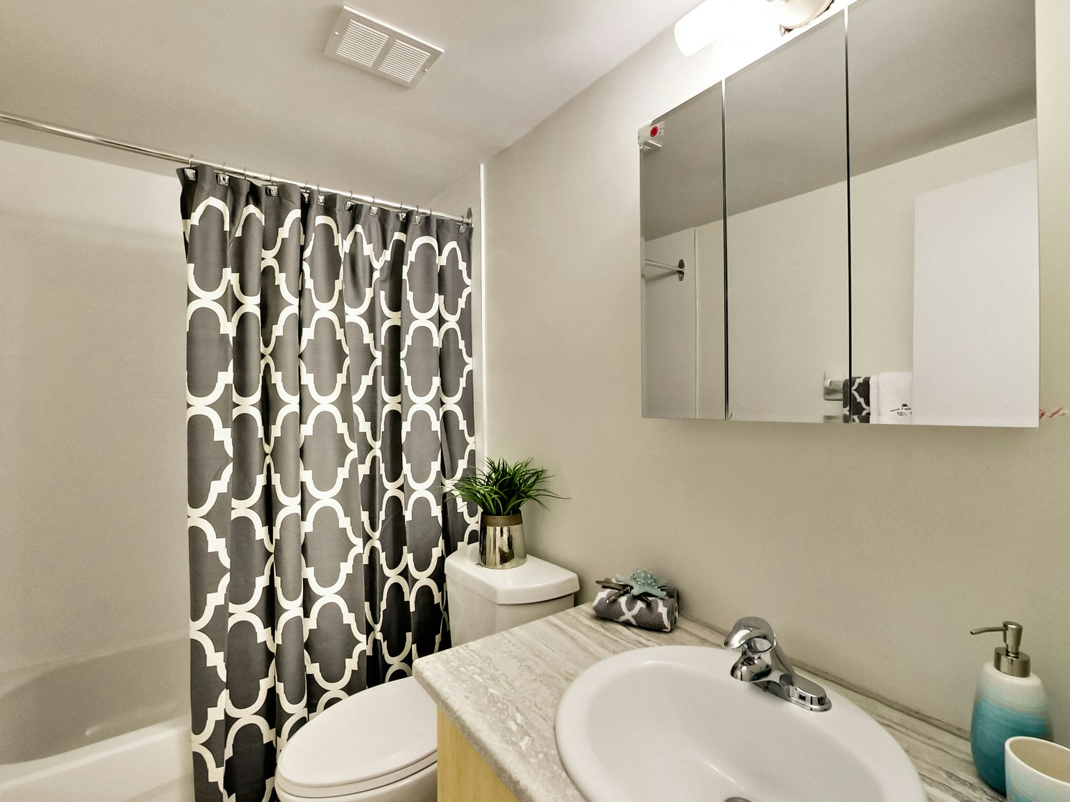 1105-625 Roselawn Avenue, Toronto, ON, M5N 1K7 - 67