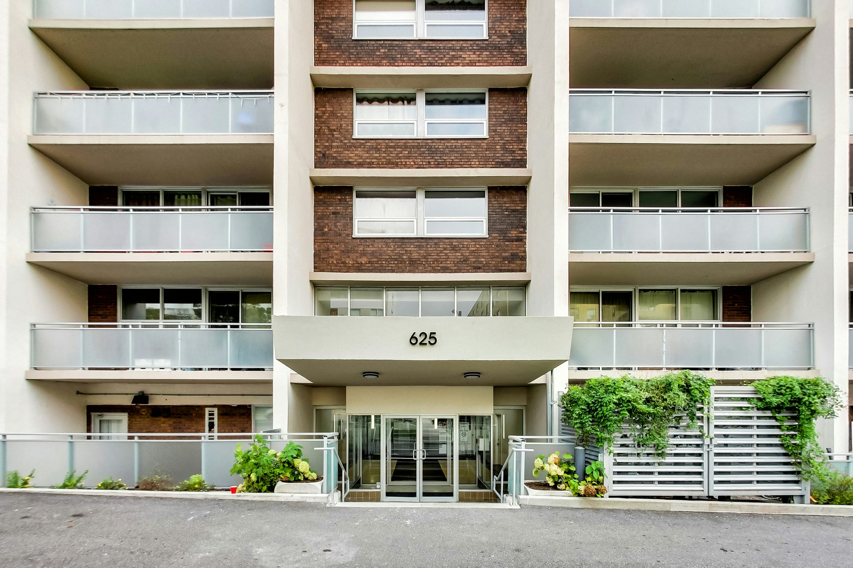 1105-625 Roselawn Avenue, Toronto, ON, M5N 1K7 - 5