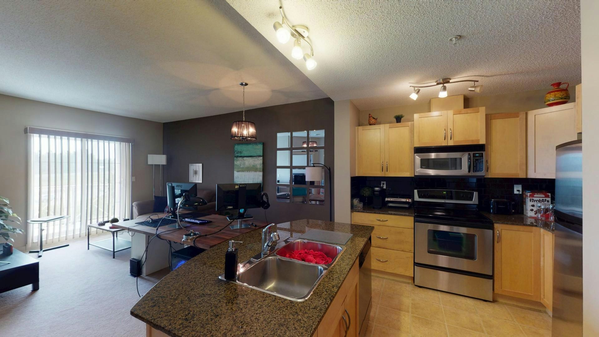 5605 Henwood Street SW, Calgary, AB, T3E 7R2 - 3