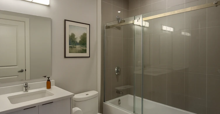 0306-3610 Dixie Road, Mississauga, ON, L4Y 2A6 - 5