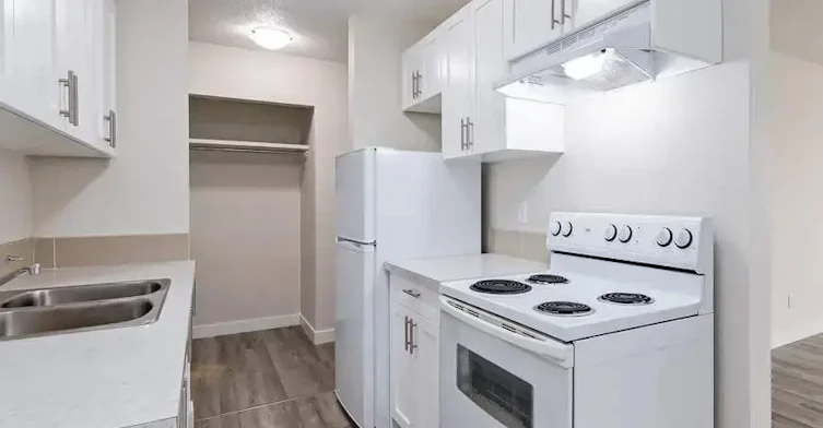 103-1411 Ashgrove Road South, Lethbridge, AB, T1K 3L8 - 5