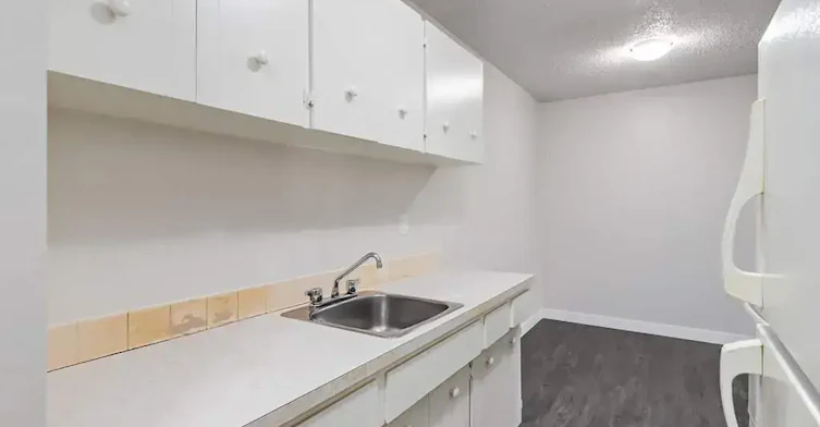 102-1411 Ashgrove Road South, Lethbridge, AB, T1K 3L8 - 11