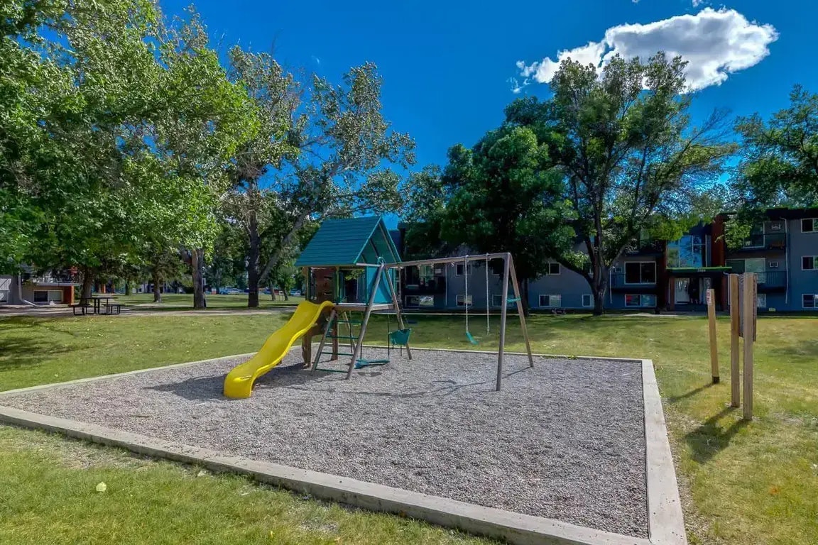 102-1411 Ashgrove Road South, Lethbridge, AB, T1K 3L8 - 5